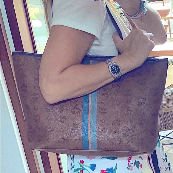 MCM brown stripe visetos top zipper large tote bag - Picture 4 of 17